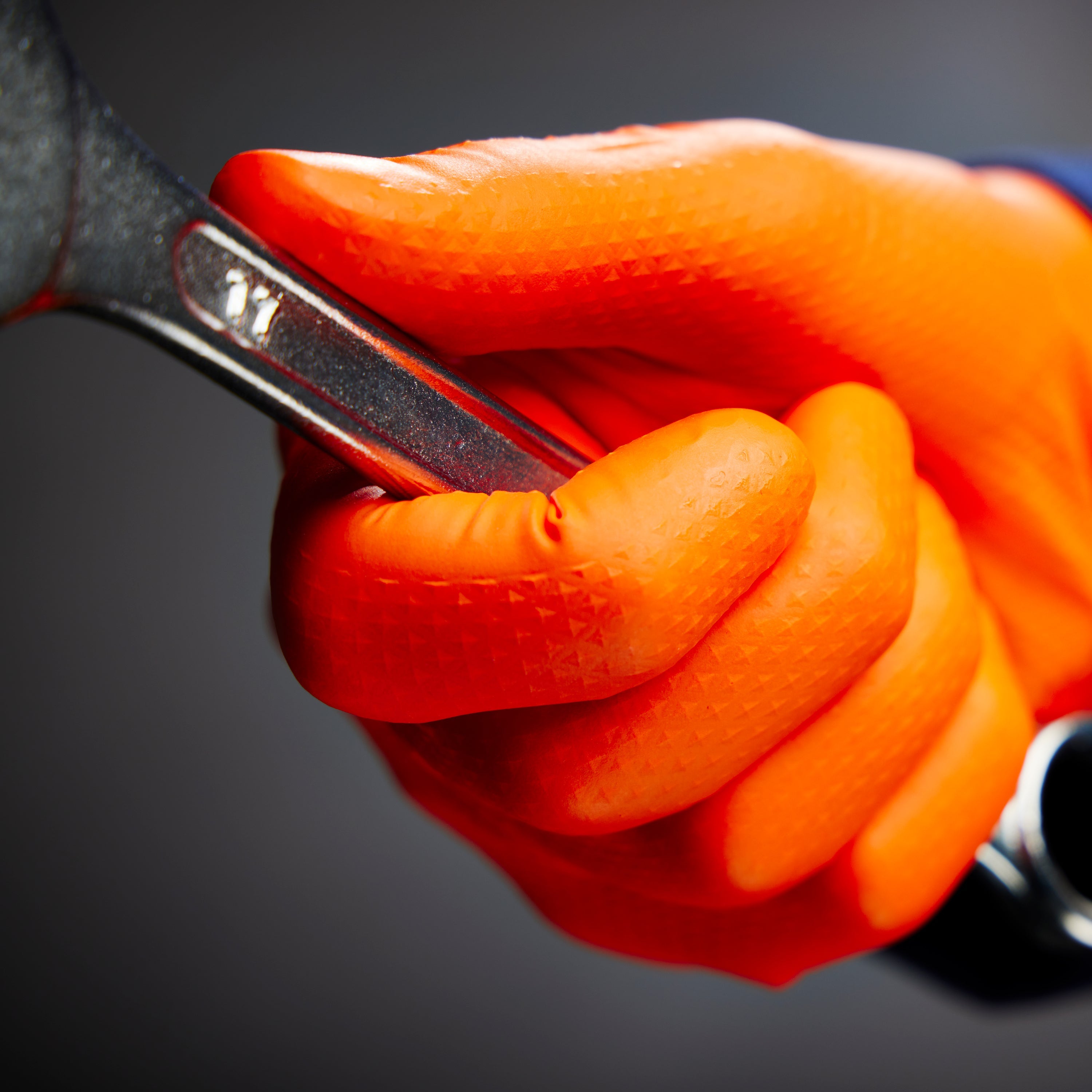 8 Mil Orange Diamond-Grip Nitrile Gloves